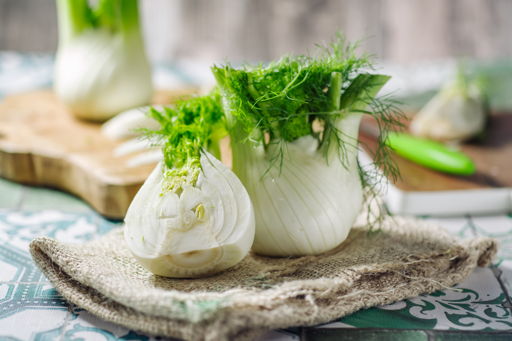 Genuine,And,Fresh,Raw,Fennel,On,A,Rustic,Background