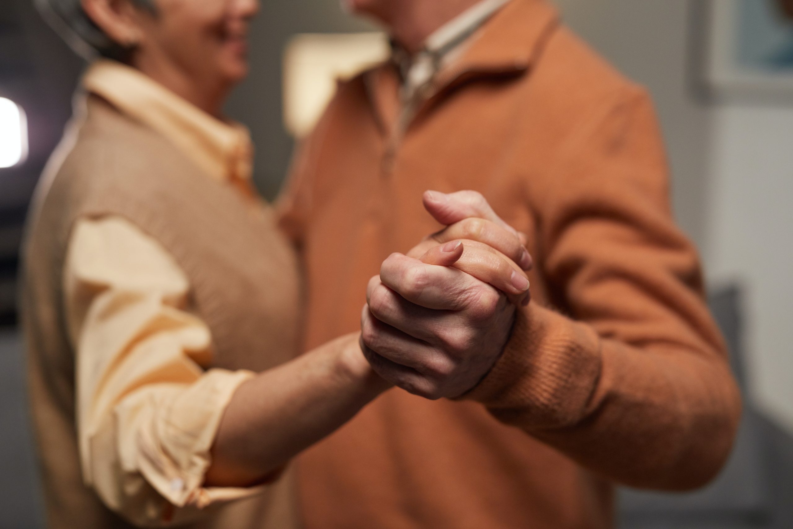 two,aged,people,dancing,happy