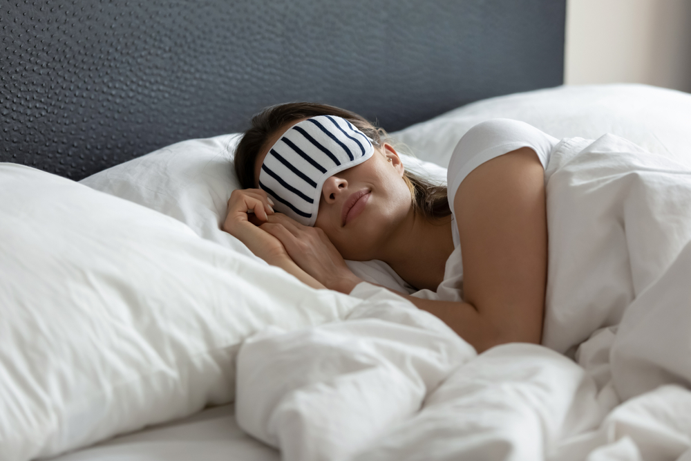 Stylish,Nightwear.,Comfy,Sleeping,Mask,Helping,Young,Woman,Tourist,Traveler,About Sleep,Longevity