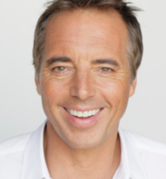 Dan Buettner (r)